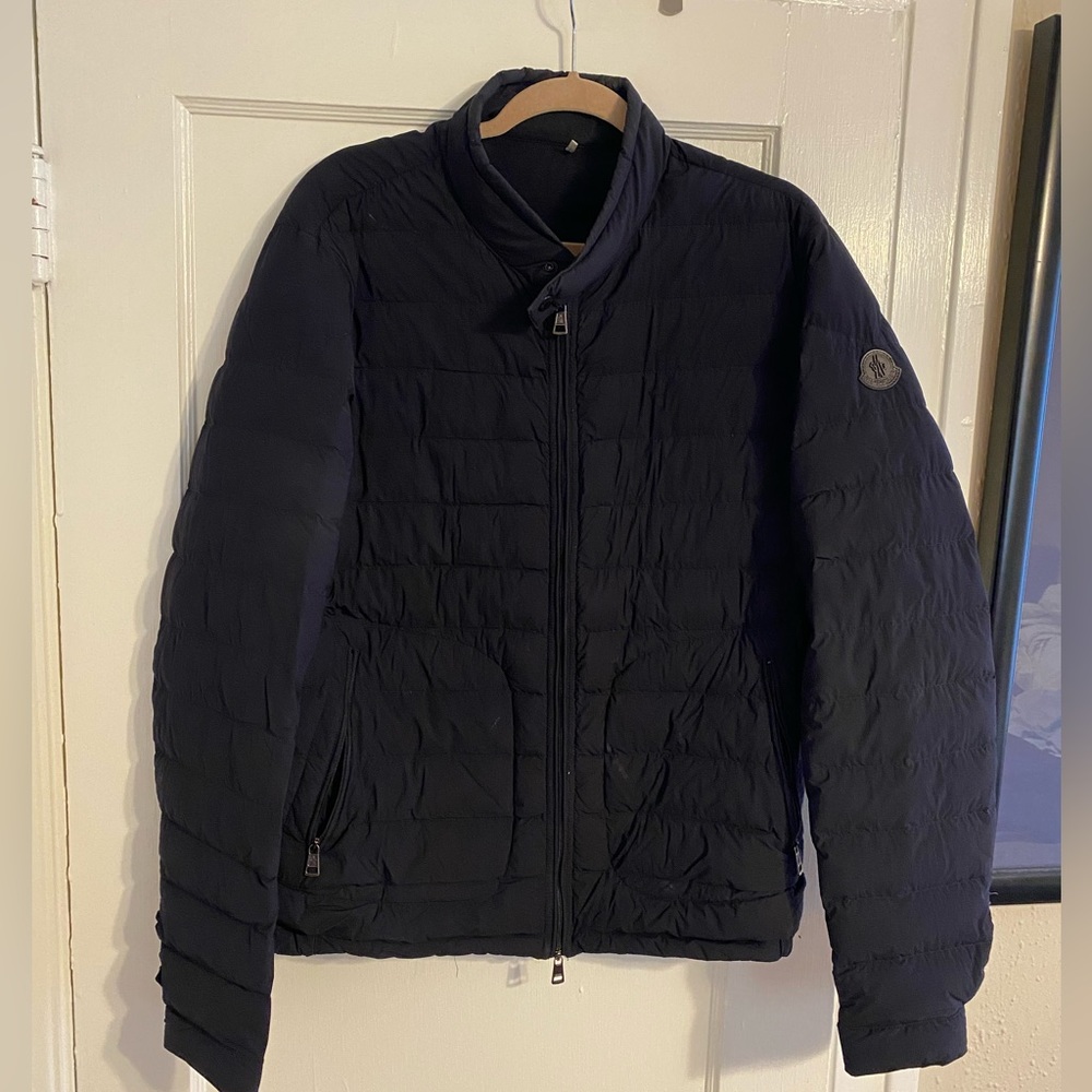 MONCLER LIGHT PUFFER JACKET